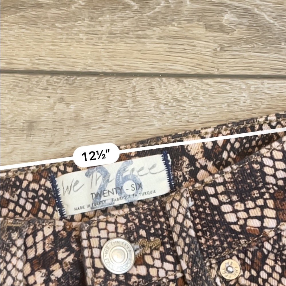 Free people raw high rise snake printed jegging - Picture 5 of 7